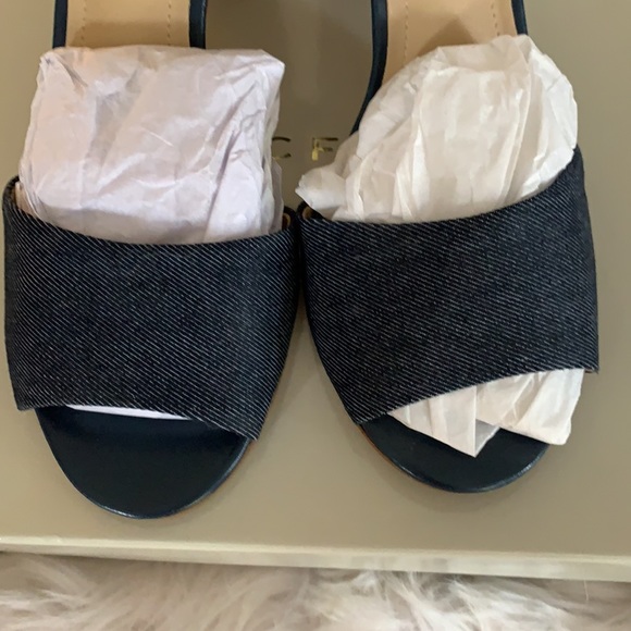 Marc Fisher Ankle Strap Block Heel Sandals Size 7 - Picture 6 of 15